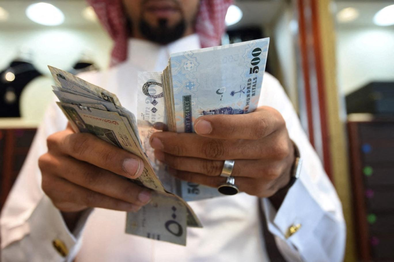 سعر الريال السعودي اليوم أمام الجنيه المصري الخميس 16 يناير - صورة أرشيفية